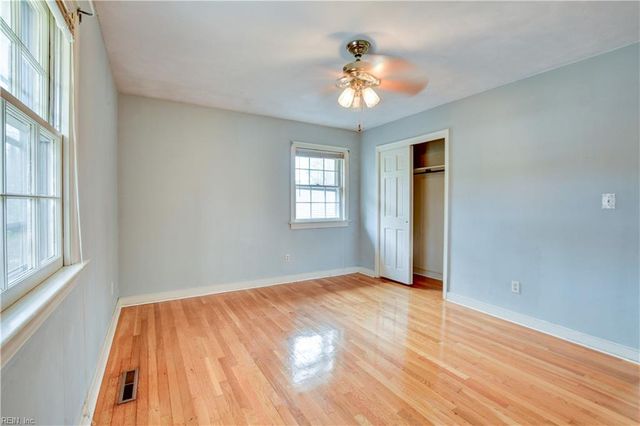 217 Hankins DR, Hampton, VA 23669