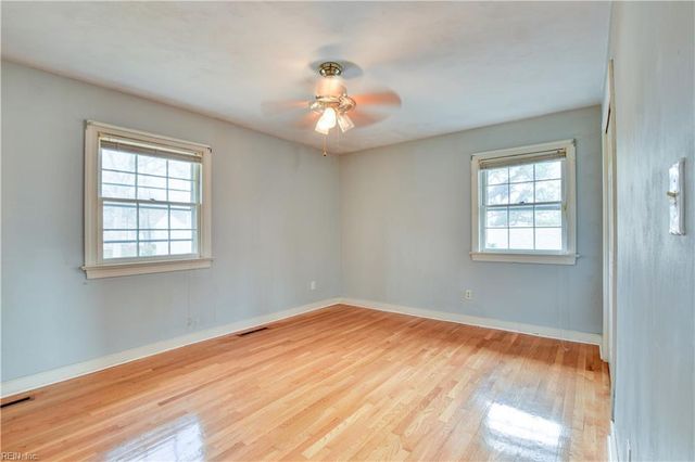 217 Hankins DR, Hampton, VA 23669