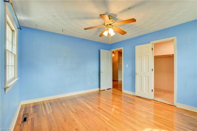 217 Hankins DR, Hampton, VA 23669