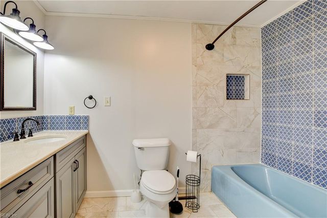 217 Hankins DR, Hampton, VA 23669