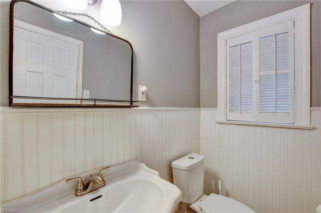 217 Hankins DR, Hampton, VA 23669