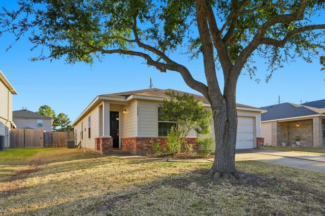 19207 Desert Moon Drive, Cypress, TX 77433