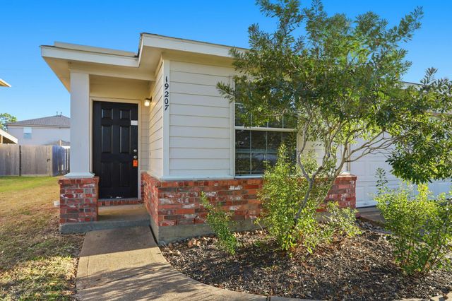 19207 Desert Moon Drive, Cypress, TX 77433