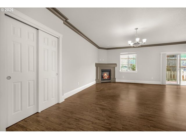 2652 HOO DOO Dr, Salem, OR 97304