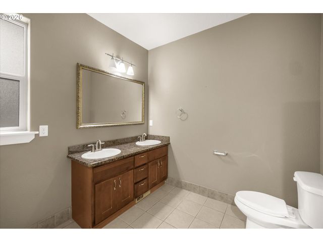 2652 HOO DOO Dr, Salem, OR 97304