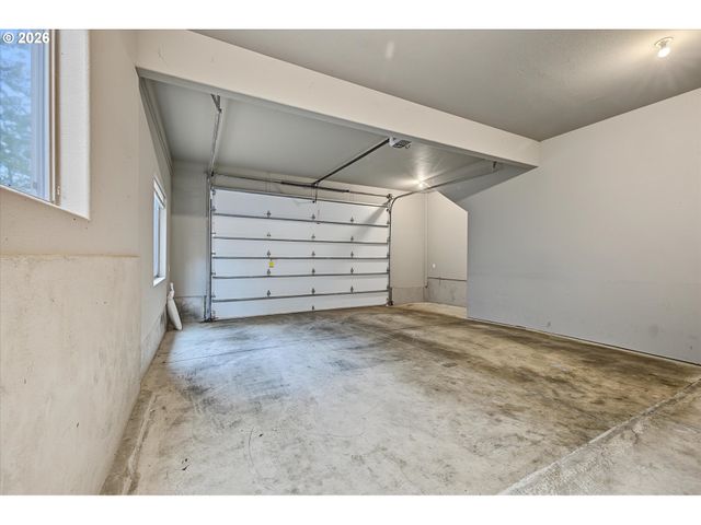 2652 HOO DOO Dr, Salem, OR 97304