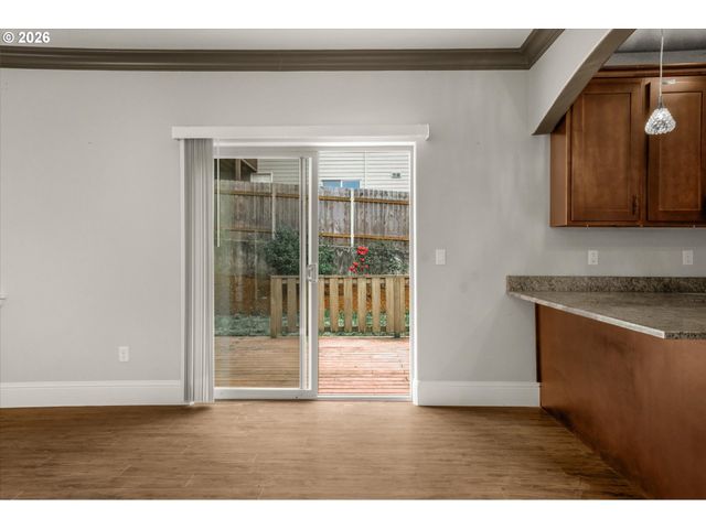 2652 HOO DOO Dr, Salem, OR 97304
