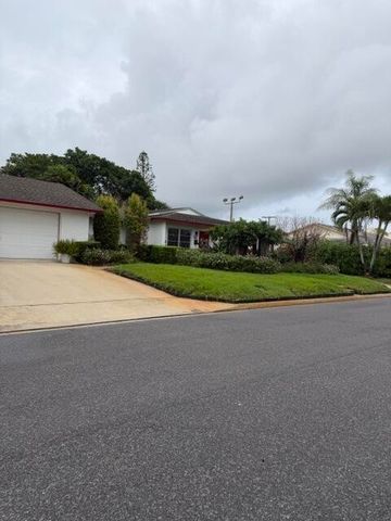 1556 W 35th Street, Riviera Beach, FL 33404