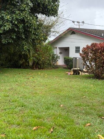 1556 W 35th Street, Riviera Beach, FL 33404