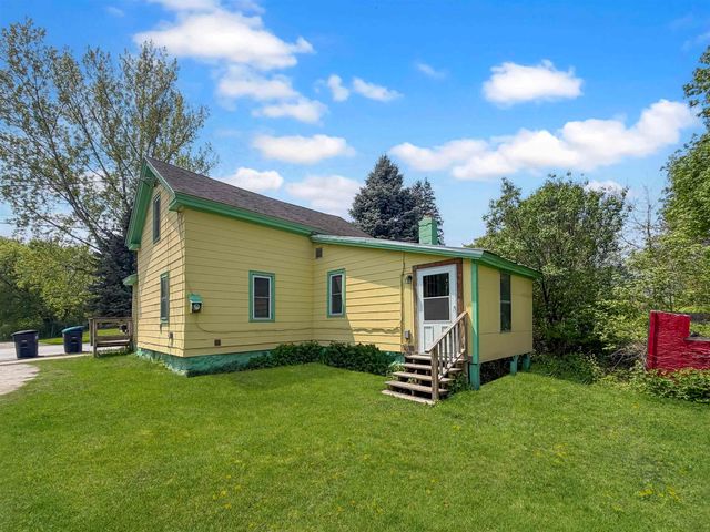 8 Lake Street, Swanton, VT 05488