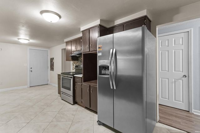1201 E Alto Road, Kokomo, IN 46902