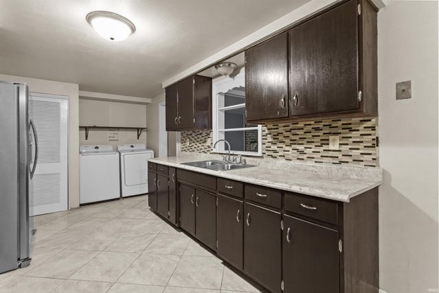 1201 E Alto Road, Kokomo, IN 46902