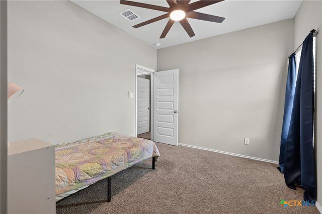 621 Kulpa Cross, Seguin, TX 78155