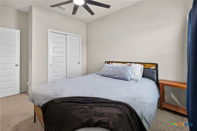 621 Kulpa Cross, Seguin, TX 78155