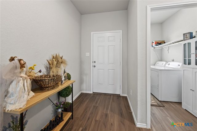 621 Kulpa Cross, Seguin, TX 78155