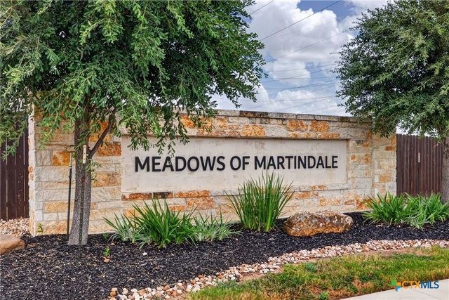 621 Kulpa Cross, Seguin, TX 78155