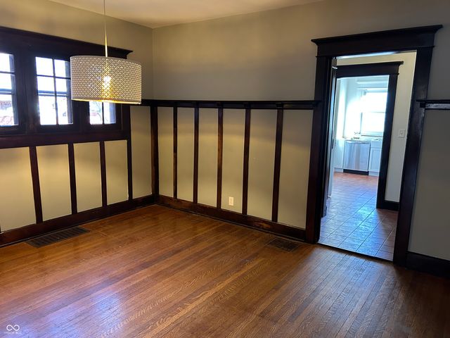 963 Woodruff Place West Drive, Indianapolis, IN 46201