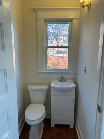 963 Woodruff Place West Drive, Indianapolis, IN 46201