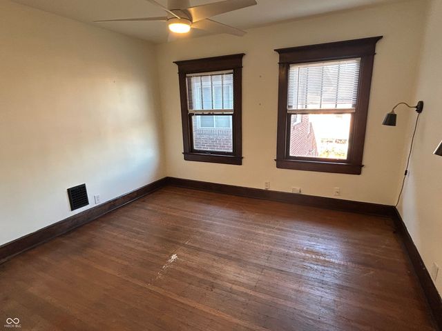 963 Woodruff Place West Drive, Indianapolis, IN 46201