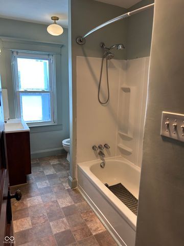 963 Woodruff Place West Drive, Indianapolis, IN 46201