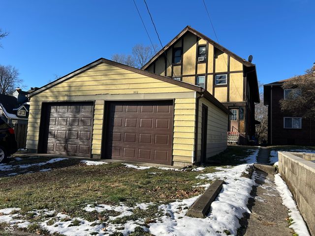 963 Woodruff Place West Drive, Indianapolis, IN 46201