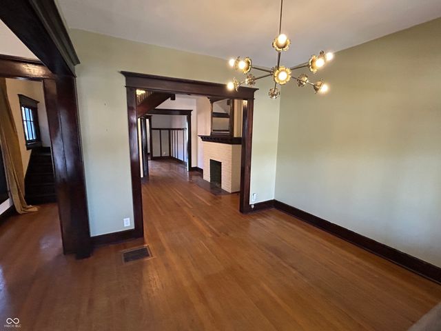 963 Woodruff Place West Drive, Indianapolis, IN 46201