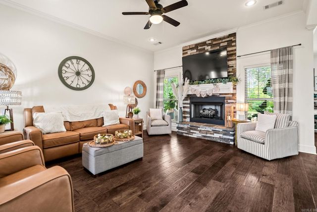19 Colt Loop, Greenbrier, AR 72058