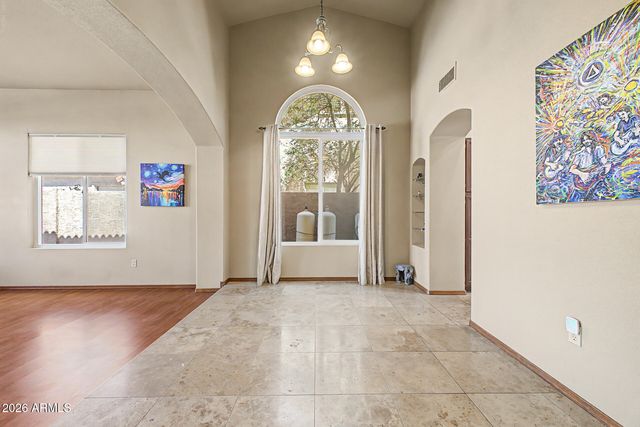 4113 E GLENHAVEN Drive, Phoenix, AZ 85048
