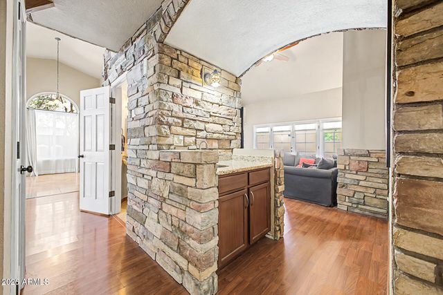 4113 E GLENHAVEN Drive, Phoenix, AZ 85048