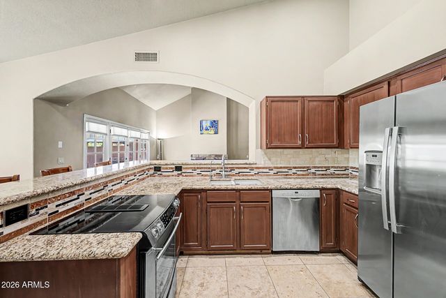 4113 E GLENHAVEN Drive, Phoenix, AZ 85048