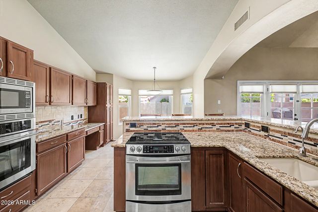 4113 E GLENHAVEN Drive, Phoenix, AZ 85048