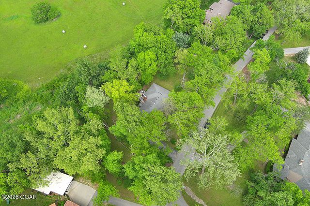 2615 E Melbourne Road, Springfield, MO 65804