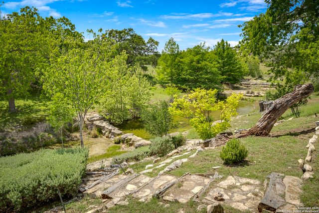 205 Kendall Falls, Comfort, TX 78013
