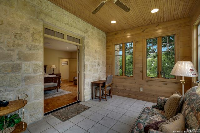 205 Kendall Falls, Comfort, TX 78013