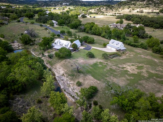205 Kendall Falls, Comfort, TX 78013