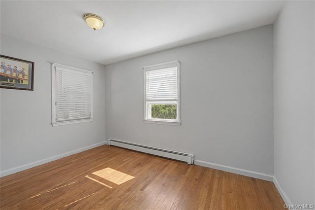 465 Washington Place, Mineola, NY 11501