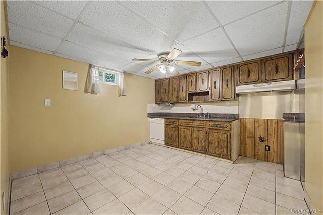 465 Washington Place, Mineola, NY 11501