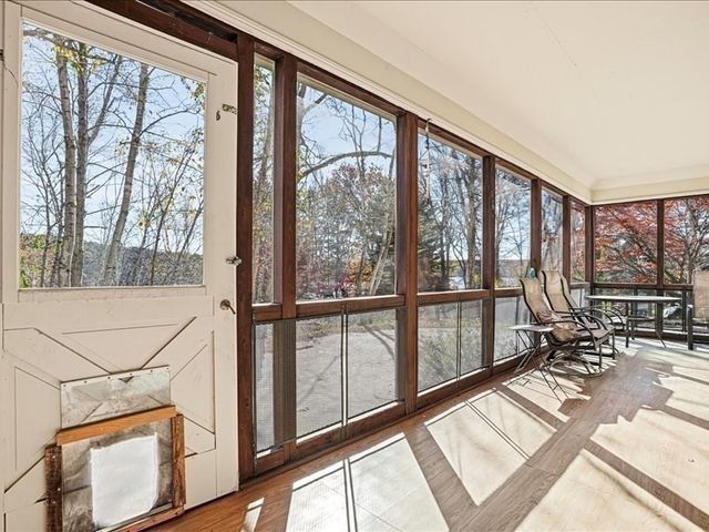 15 N Cove Rd, Sterling, MA 01564