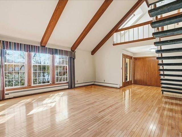 15 N Cove Rd, Sterling, MA 01564