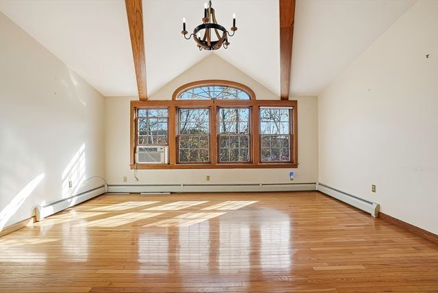 15 N Cove Rd, Sterling, MA 01564