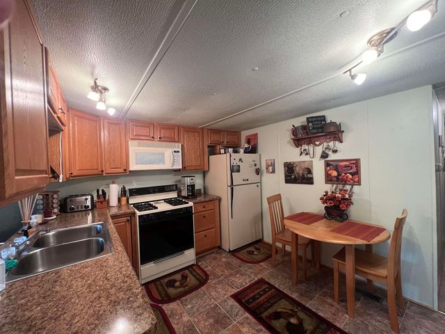 3707 Towsley Court, Gladwin, MI 48624