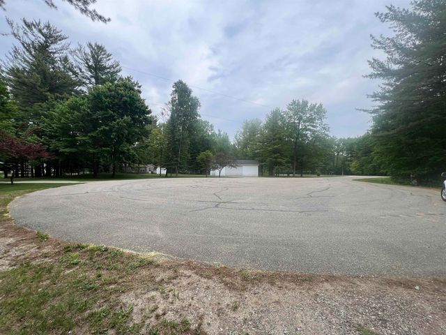 3707 Towsley Court, Gladwin, MI 48624