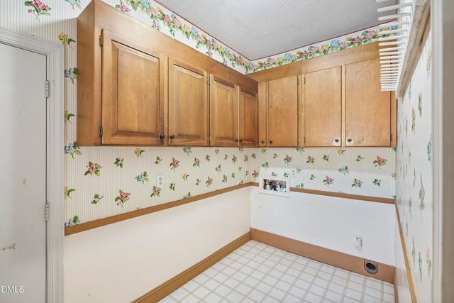 3401 Malibu Drive, Raleigh, NC 27607