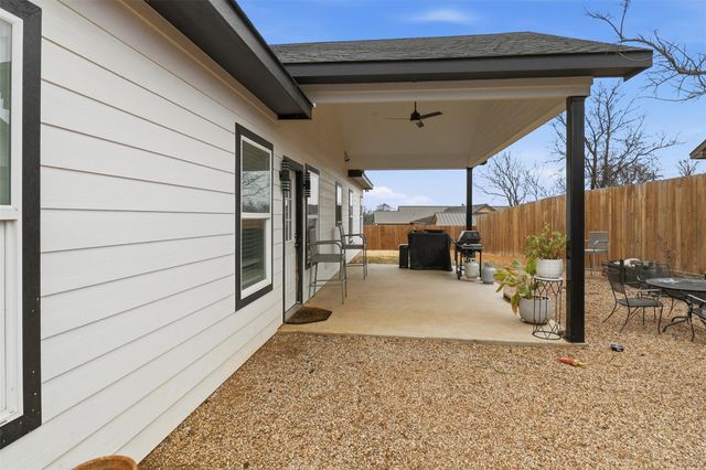 1515 Valley High LN, Granite Shoals, TX 78654