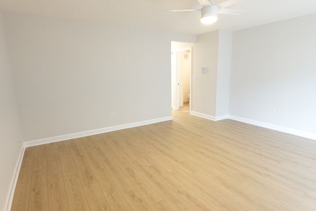 9813 Bianco Terrace A, Des Plaines, IL 60016