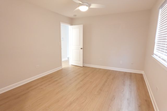 9813 Bianco Terrace A, Des Plaines, IL 60016