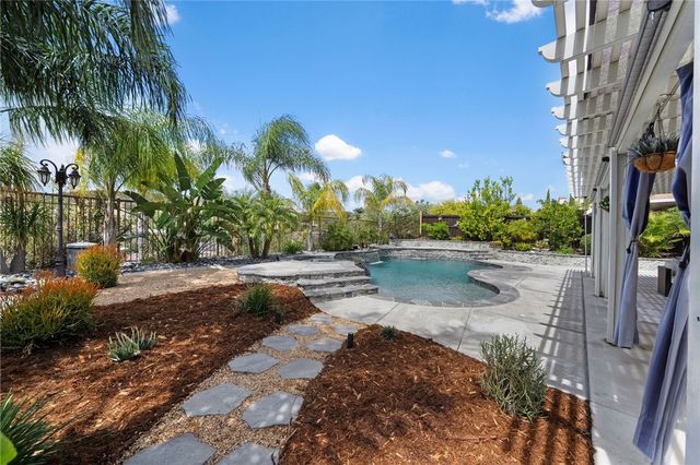 27555 Paper Bark Avenue, Murrieta, CA 92562