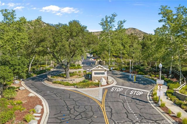 27555 Paper Bark Avenue, Murrieta, CA 92562