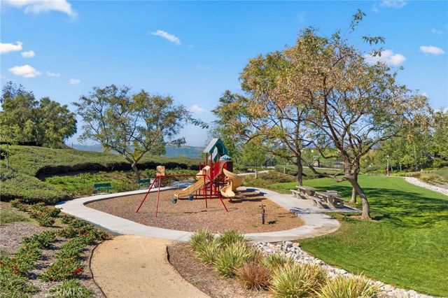 27555 Paper Bark Avenue, Murrieta, CA 92562