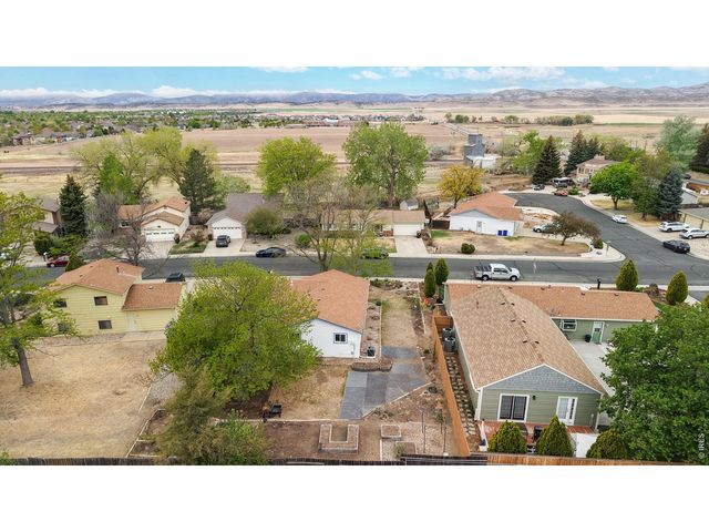 613 Chestnut Dr, Loveland, CO 80538